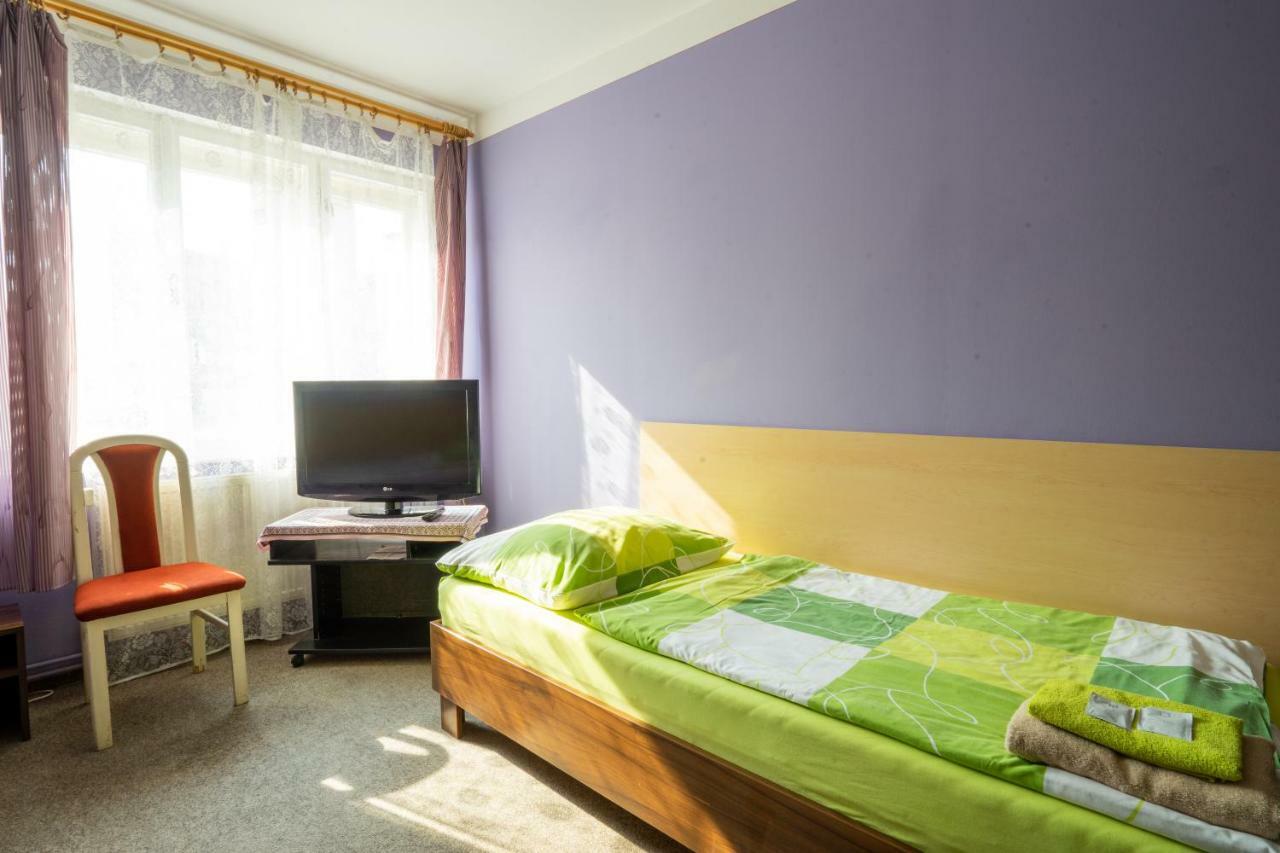Penzion Menšík Kroměříž Exterior foto